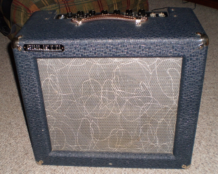 Figure 1 - Giulietti tube amplifier front
