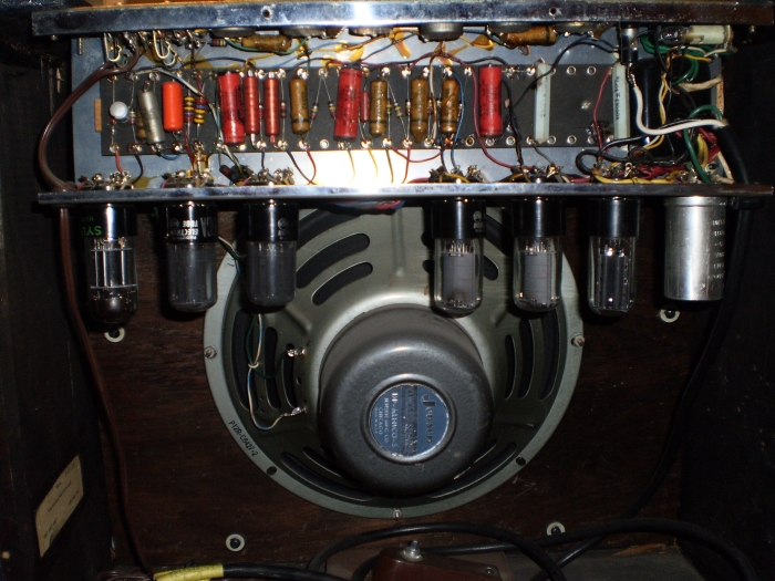 Figure 4 - Giulietti tube amplifier open back